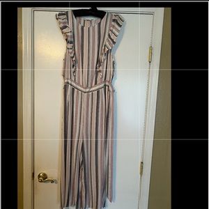 NWT Xhilaration Cropped Jumpsuit